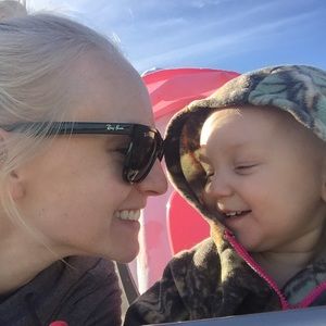 Meet your Posher, Samantha